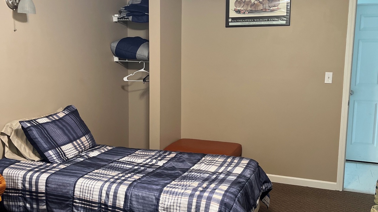 Photo of Bedroom in Michael