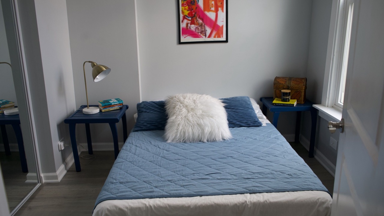 Photo of Bedroom in East Garfield Park