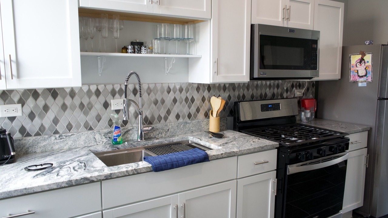 Photo of Kitchen in East Garfield Park