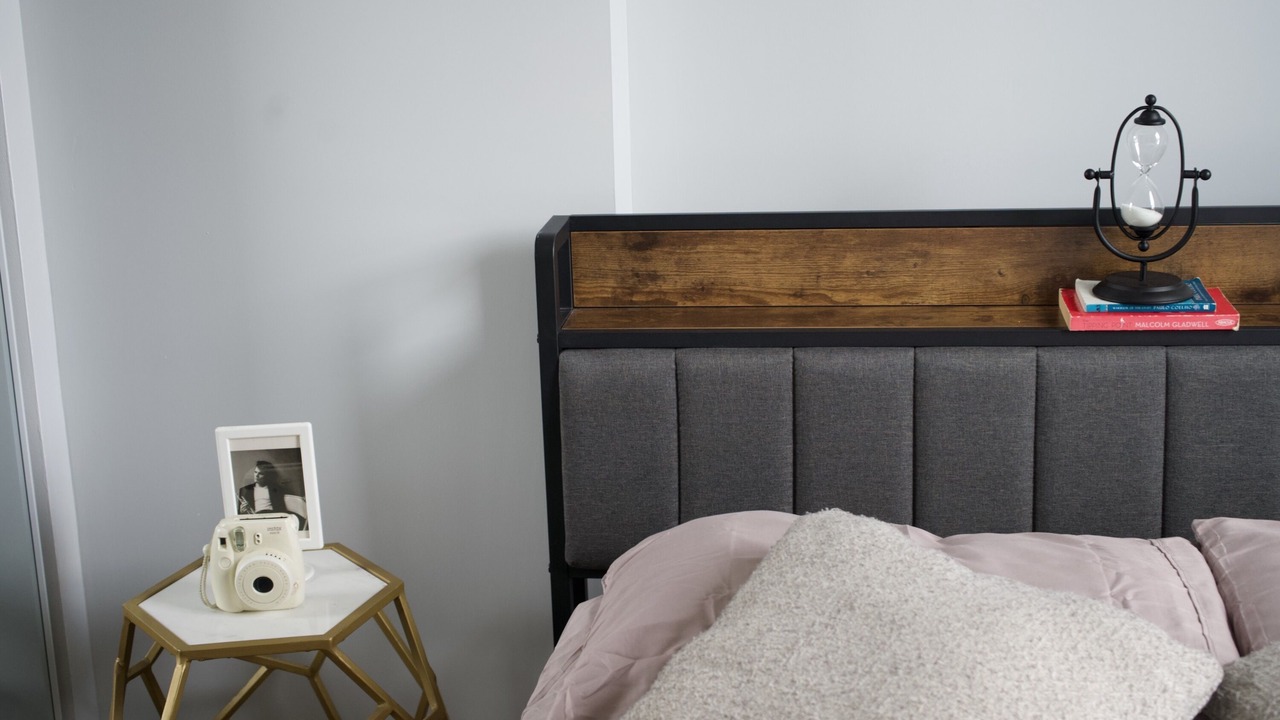 Photo of Bedroom in East Garfield Park