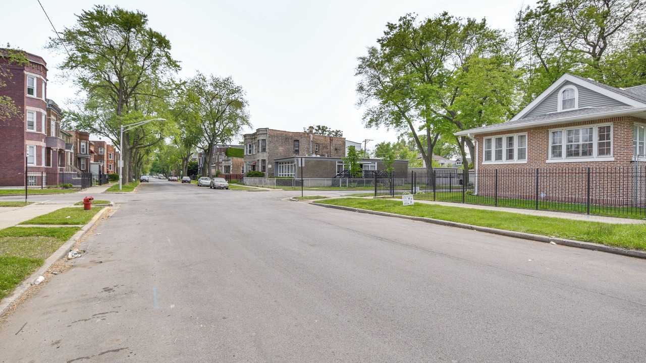 Photo of Others in Woodlawn