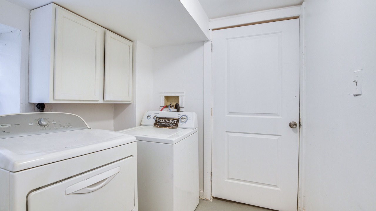 Photo of Bedroom in Woodlawn