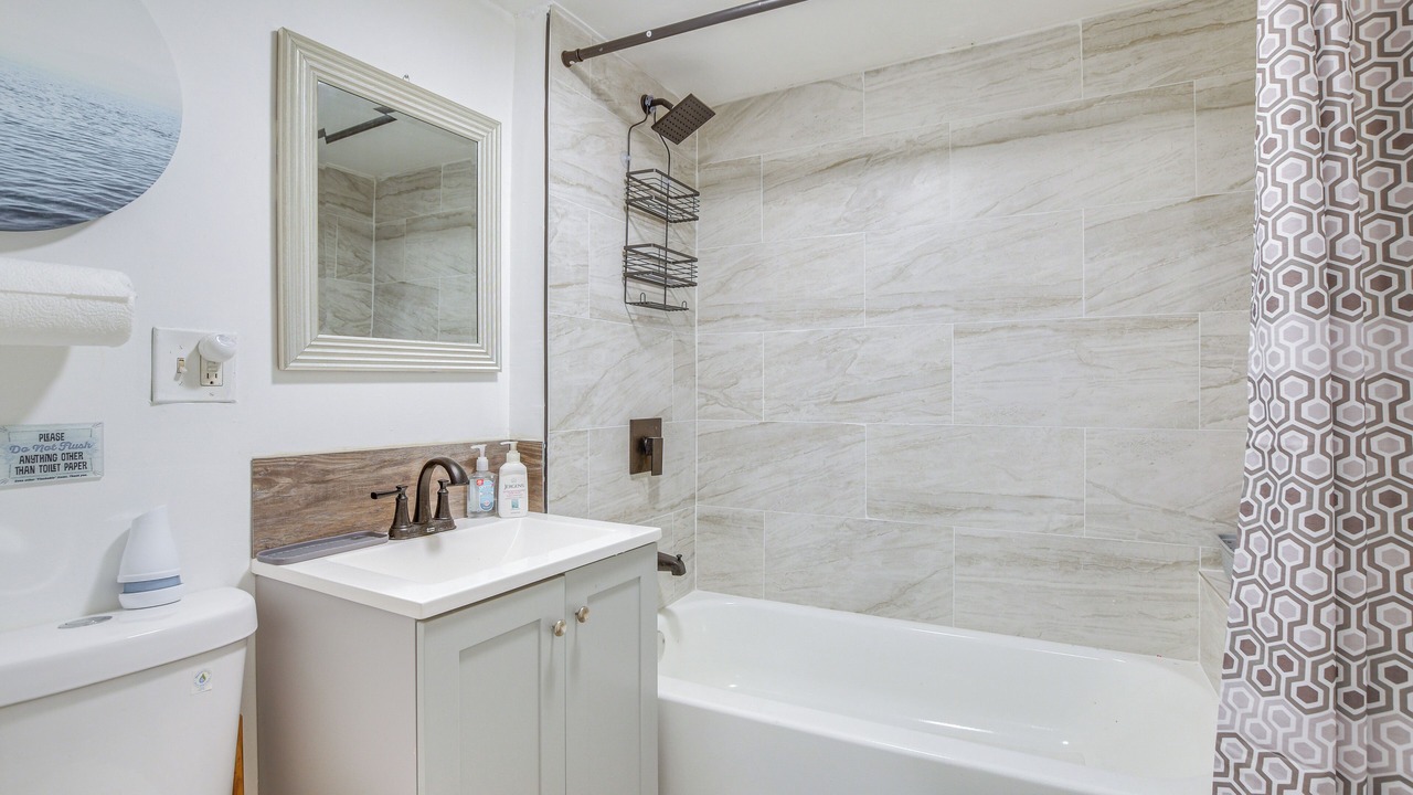 Photo of Bathroom in Woodlawn
