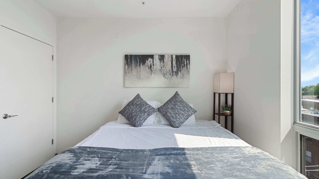 Photo of Bedroom in Palmer Square