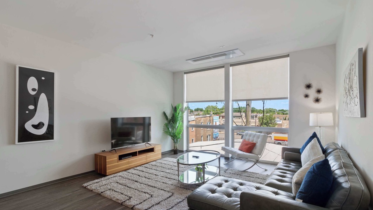 Photo of Livingroom in Palmer Square