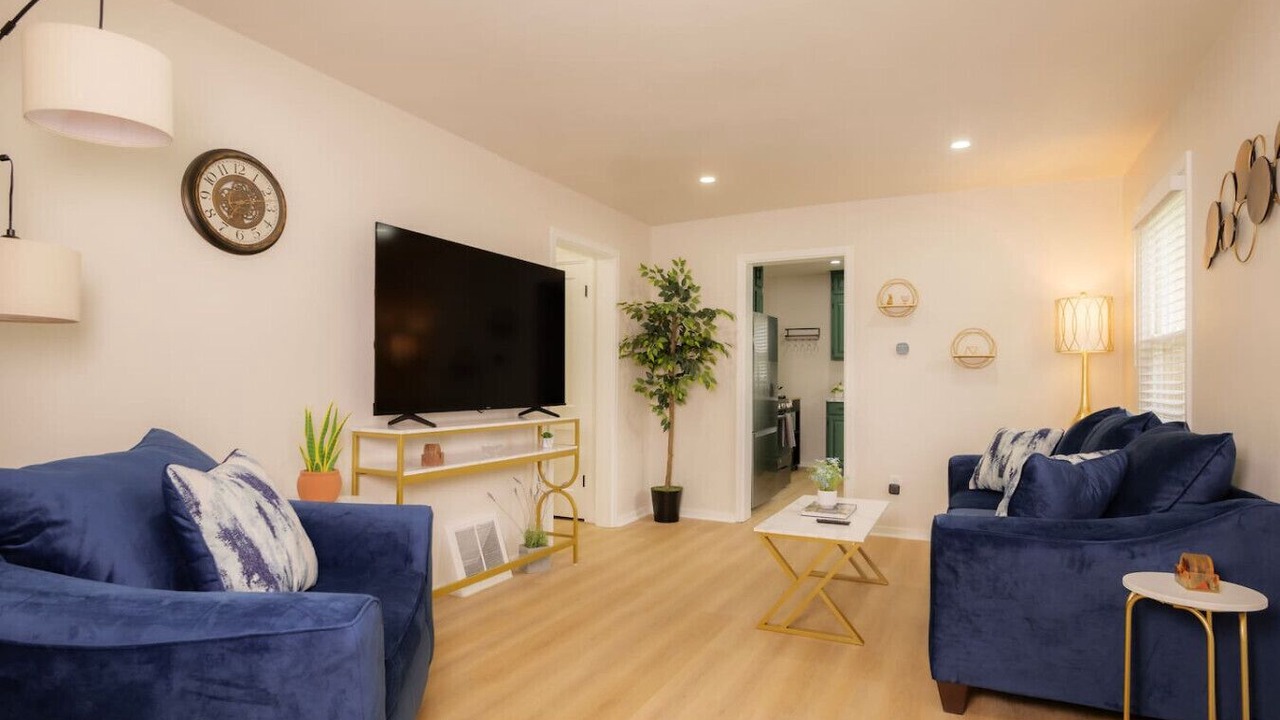 Photo of Livingroom in Peoria Heights