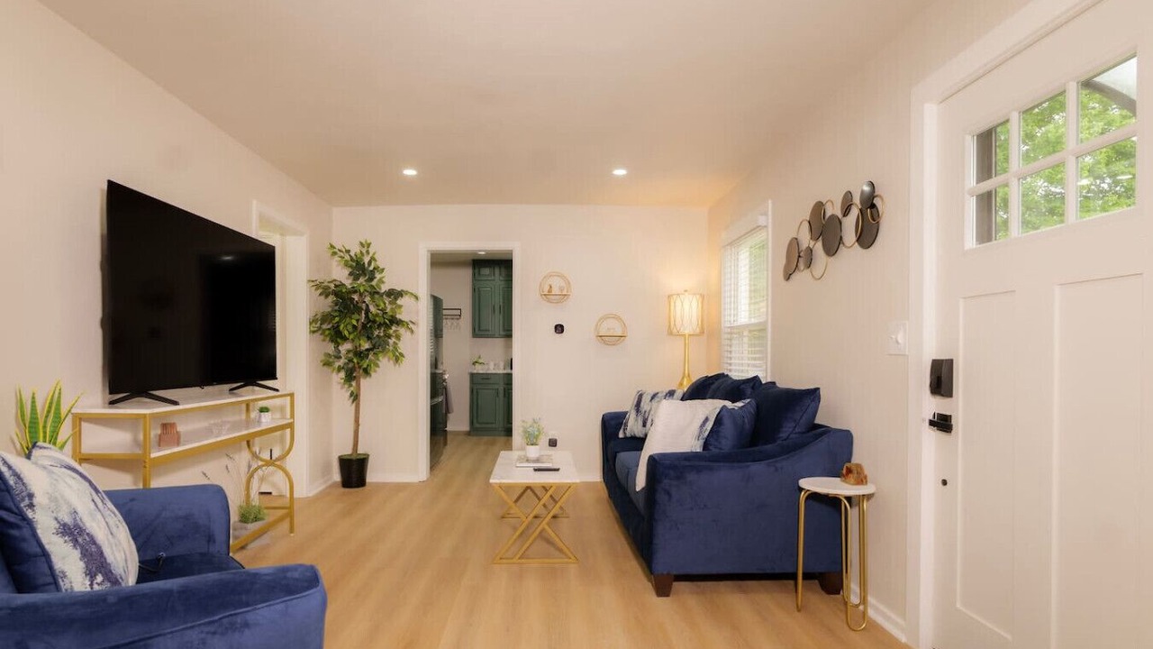 Photo of Livingroom in Peoria Heights