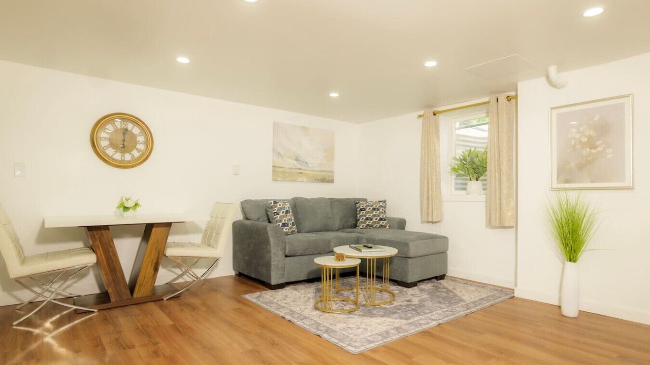 Photo of Livingroom in Peoria Heights