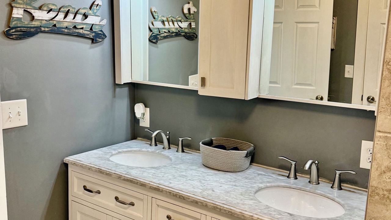 Photo of Bathroom in Marion
