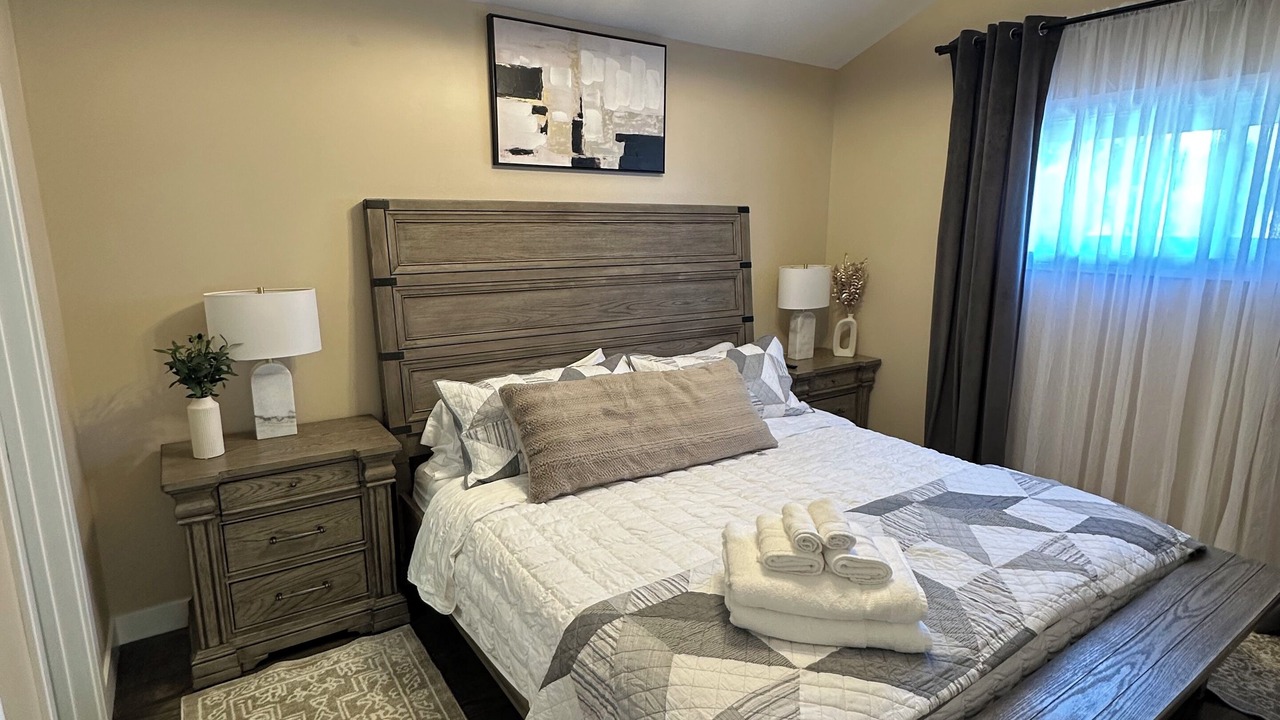 Photo of Bedroom in Villa Park