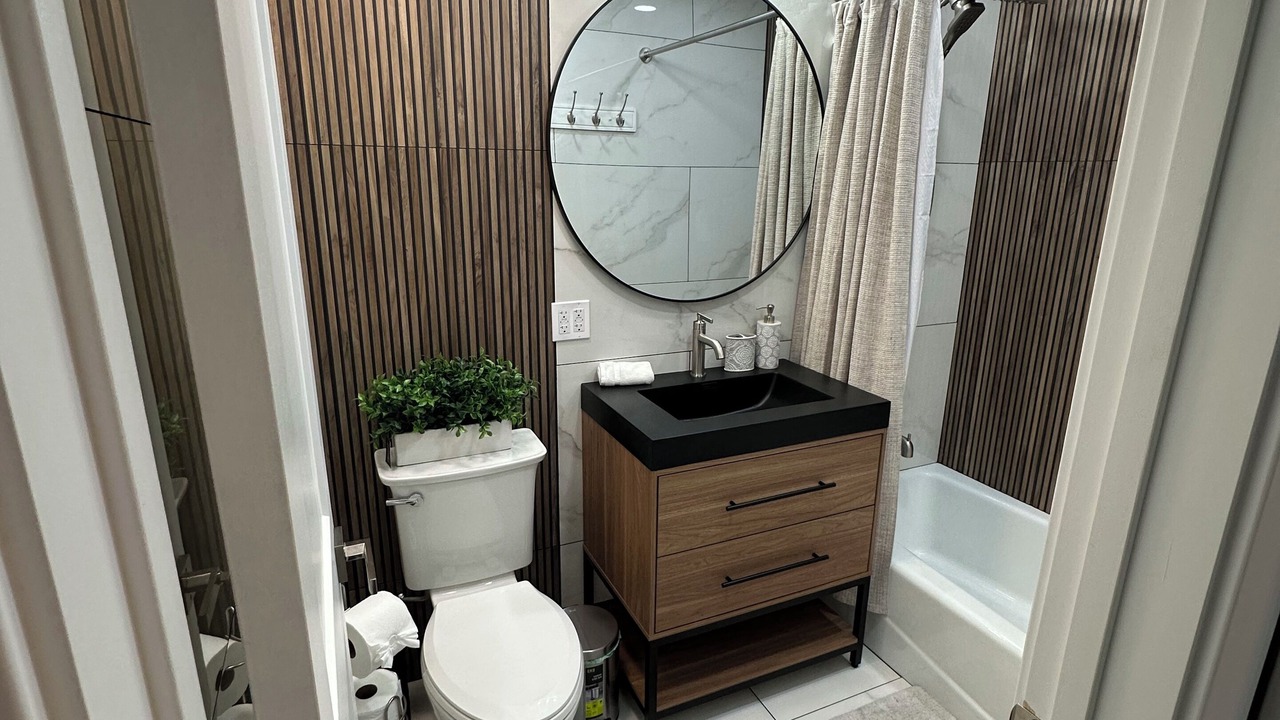 Photo of Bathroom in Villa Park