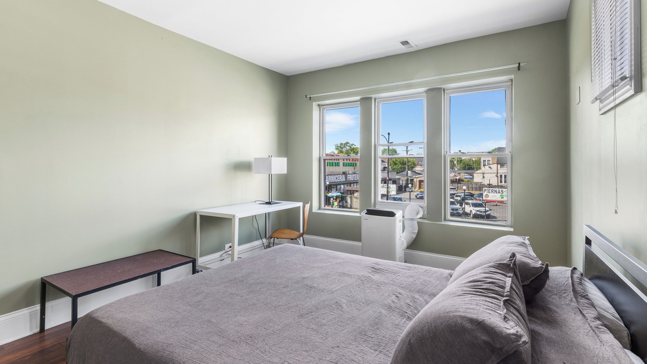 Photo of Bedroom in Chicago