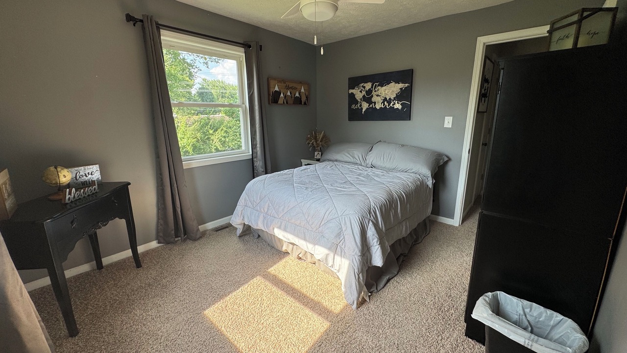 Photo of Bedroom in Energy
