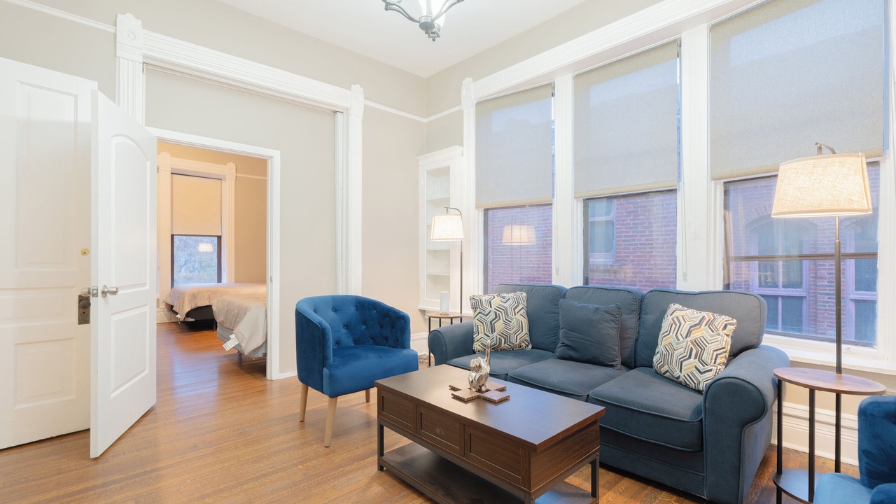 Photo of Bedroom in Lake View East