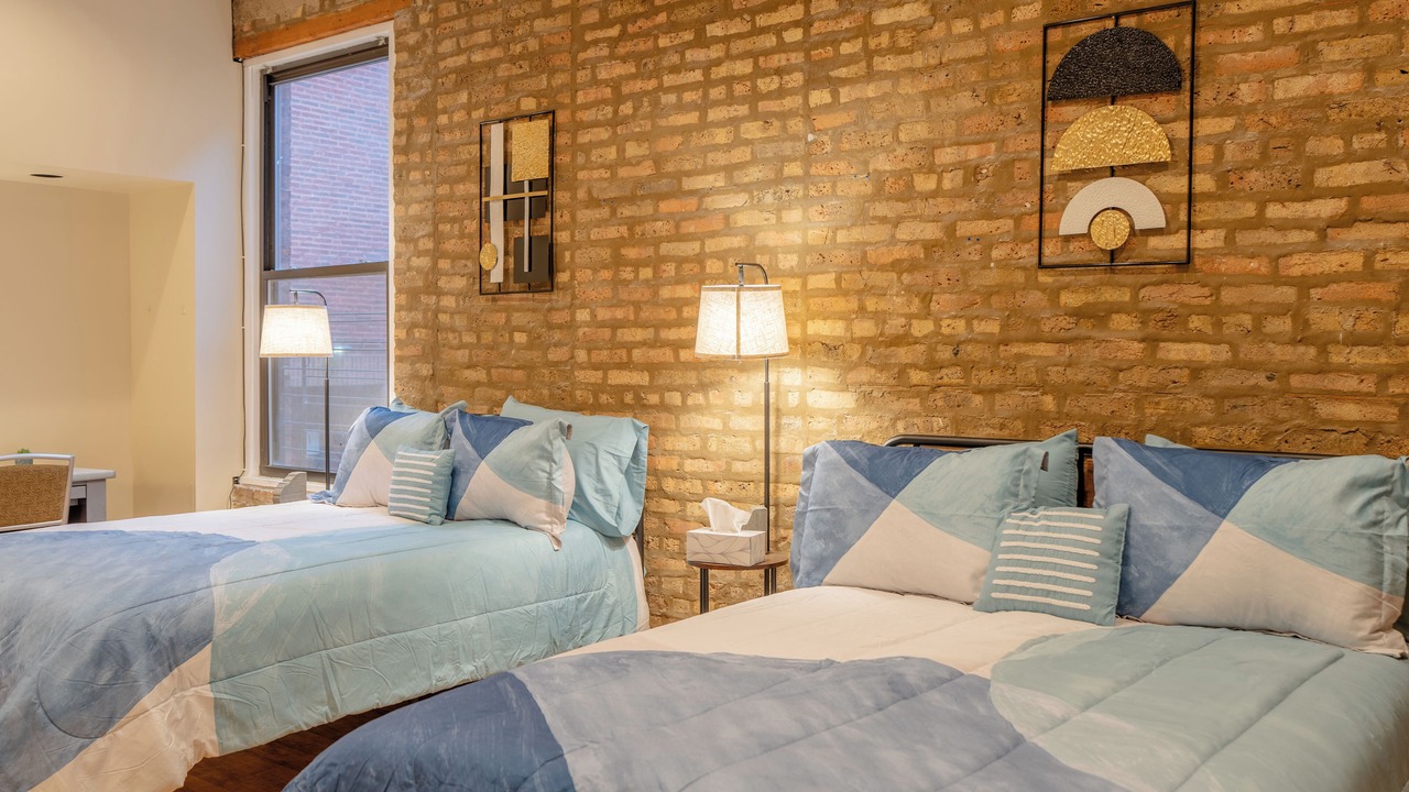 Photo of Bedroom in Lake View East