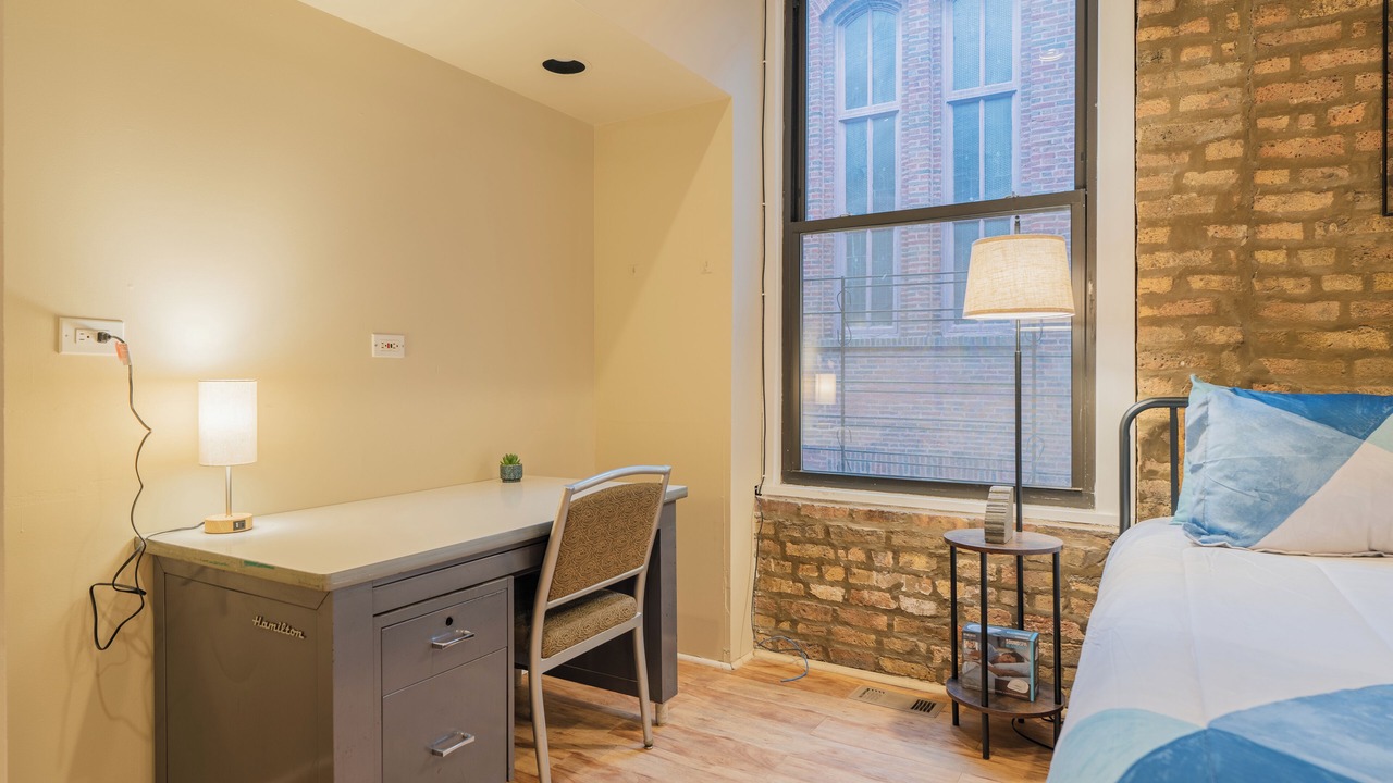 Photo of Bedroom in Lake View East