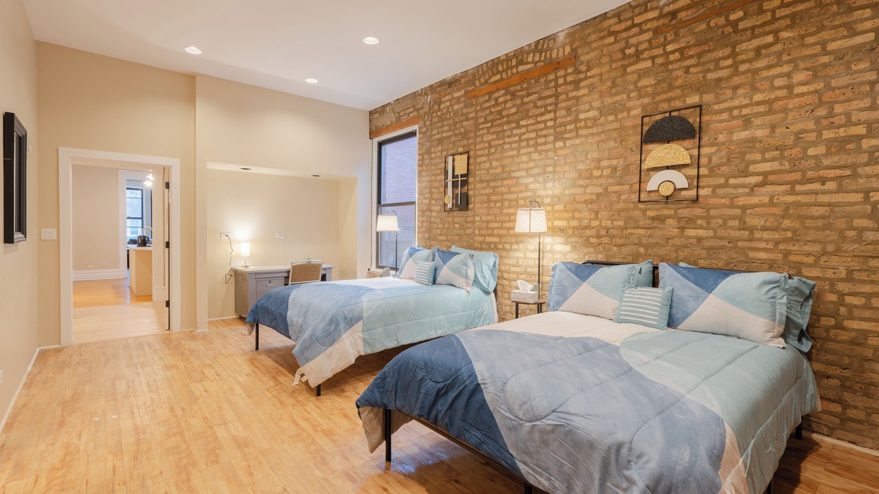 Photo of Bedroom in Lake View East