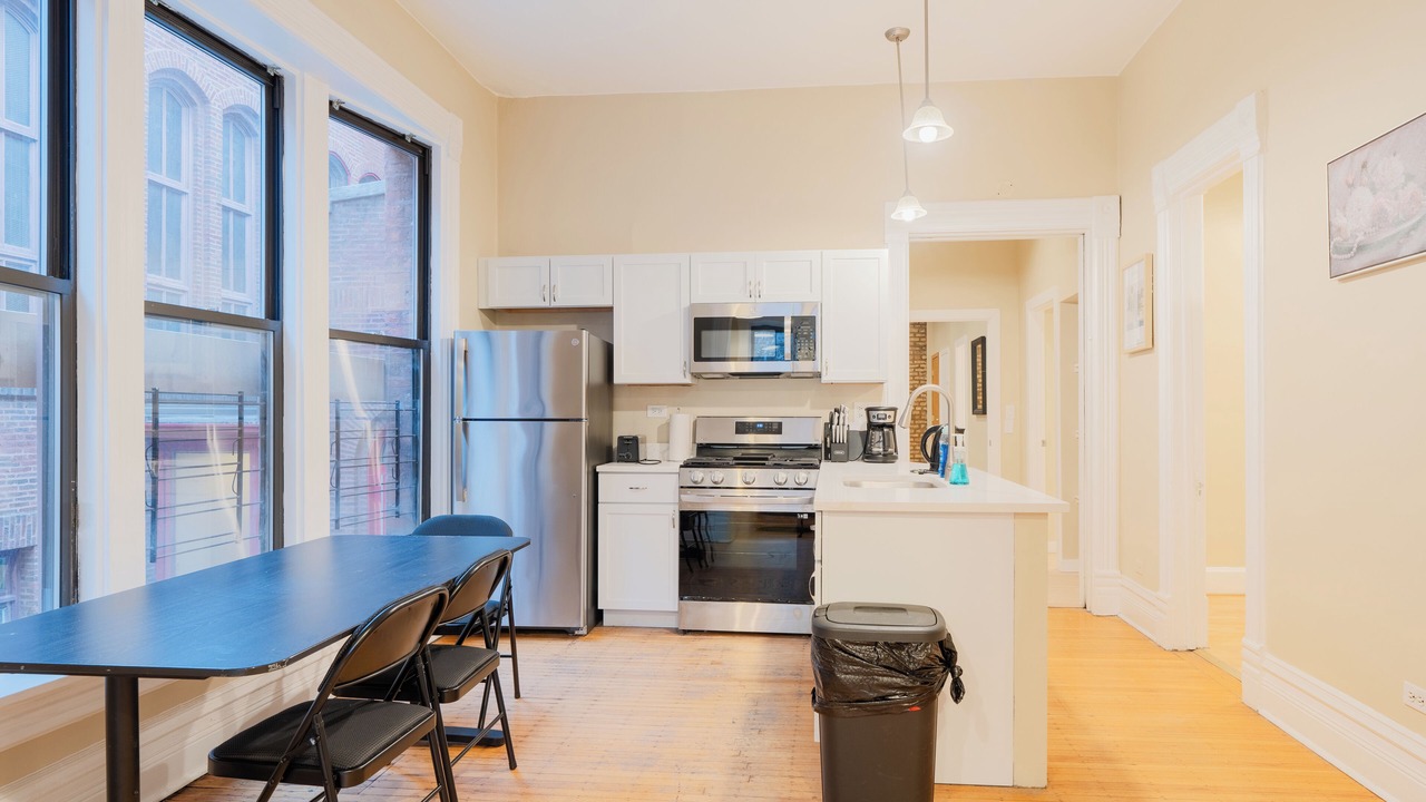 Photo of Kitchen in Lake View East