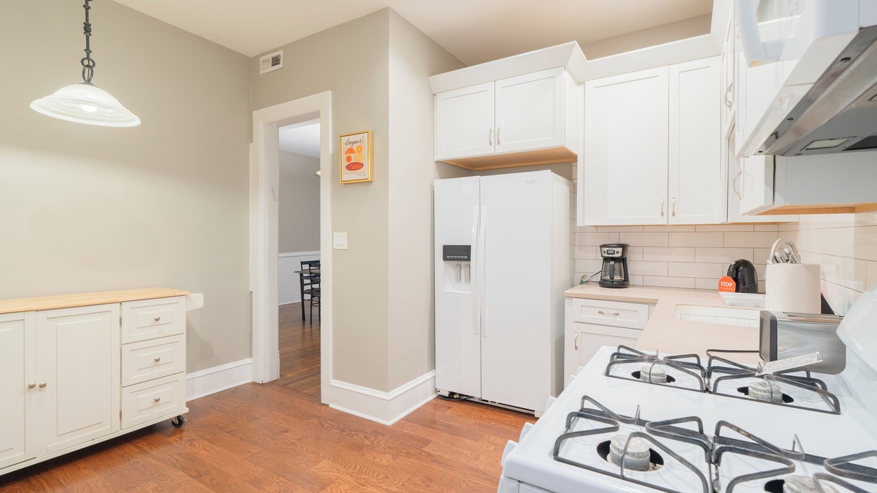 Photo of Kitchen in Lake View East
