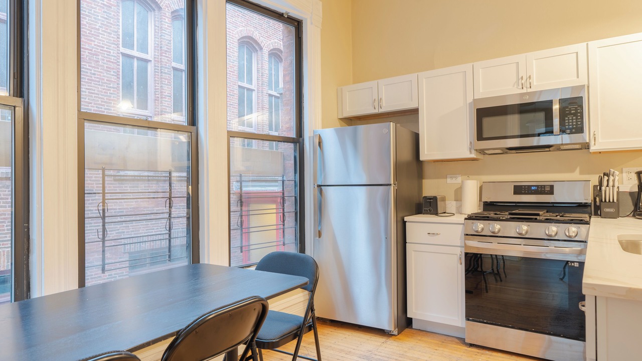 Photo of Kitchen in Lake View East