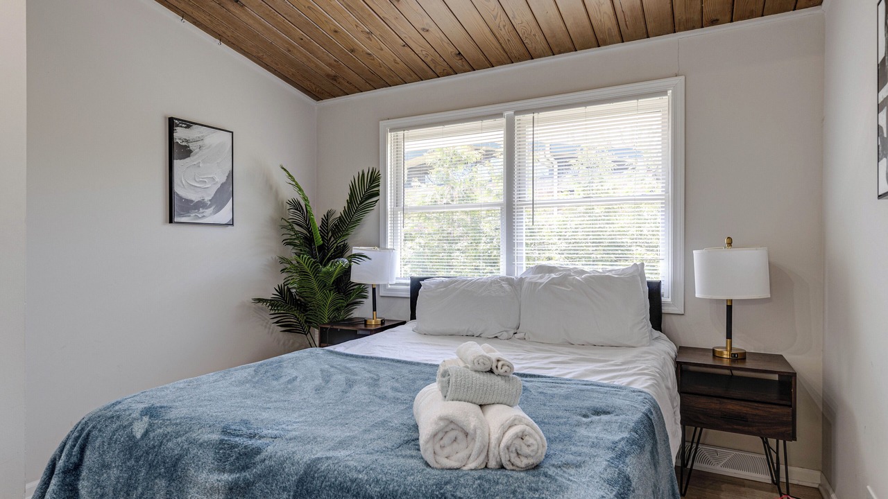 Photo of Bedroom in Highland Park