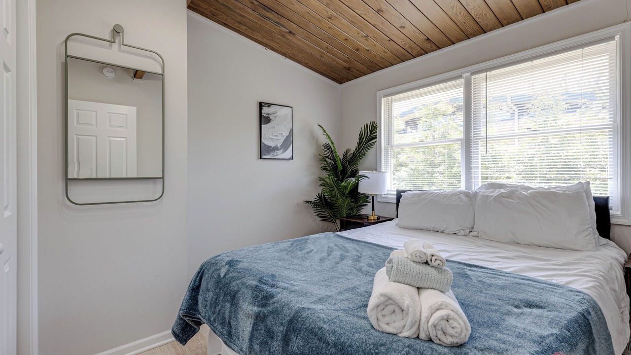 Photo of Bedroom in Highland Park