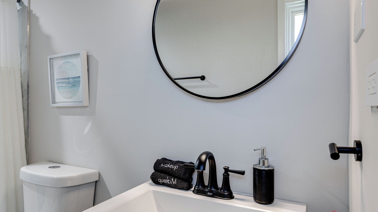 Photo of Bathroom in Highland Park