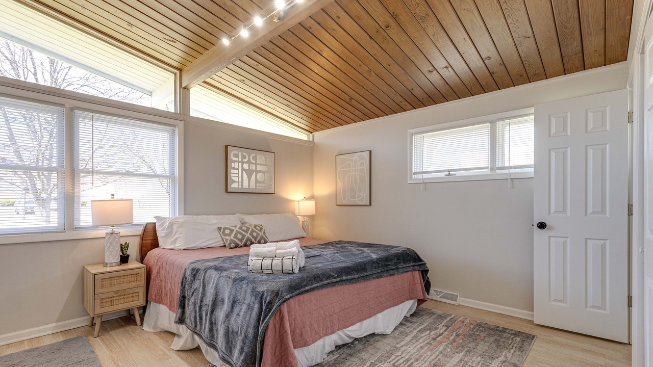 Photo of Bedroom in Highland Park