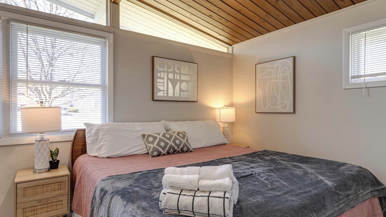 Photo of Bedroom in Highland Park