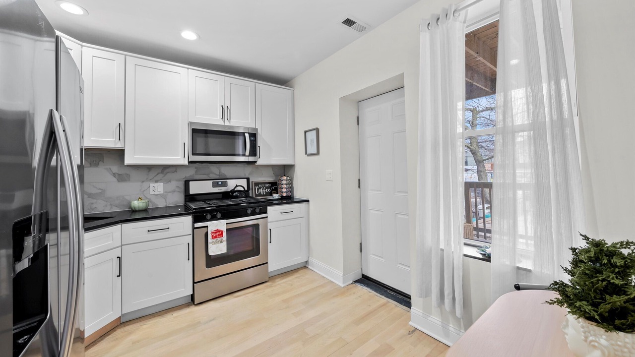 Photo of Kitchen in East Albany Park