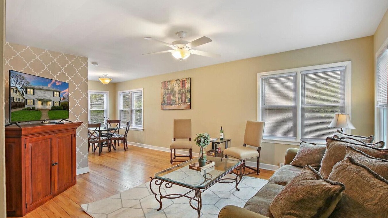 Photo of Livingroom in Libertyville