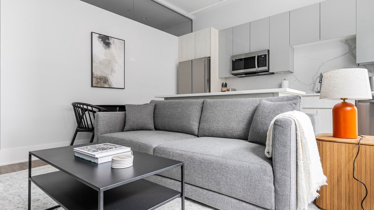 Photo of Livingroom in Greektown