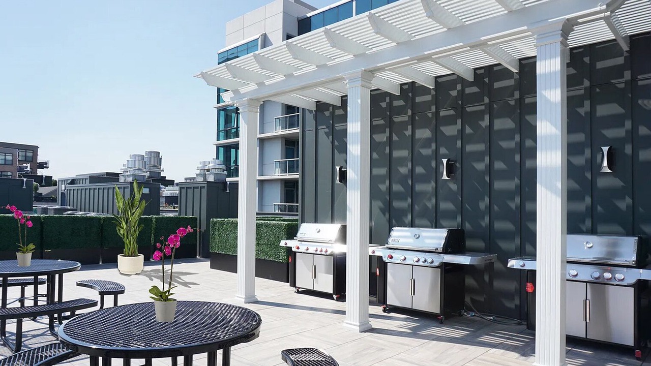 Photo of Outdoor in Greektown