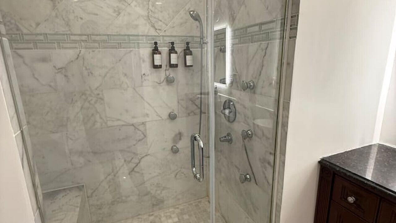 Photo of Bathroom in Bronzeville