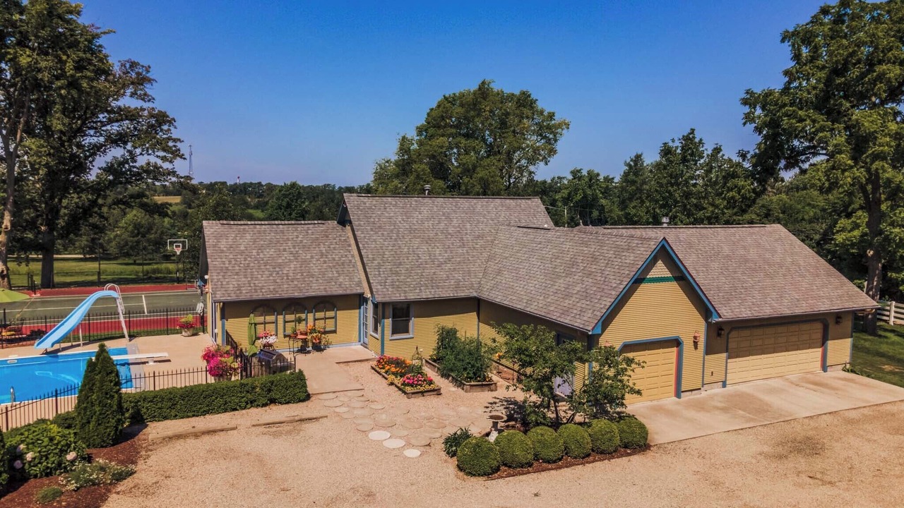 Photo of Outdoor in Lexington