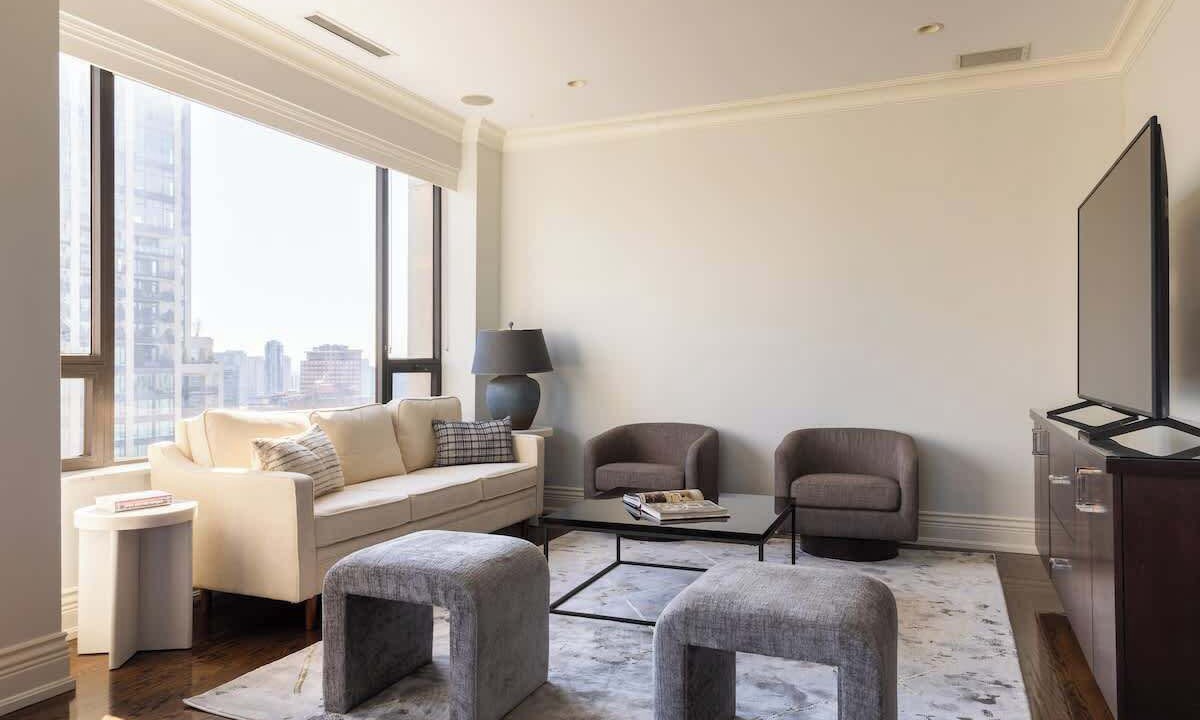Photo of Livingroom in Rush and Division