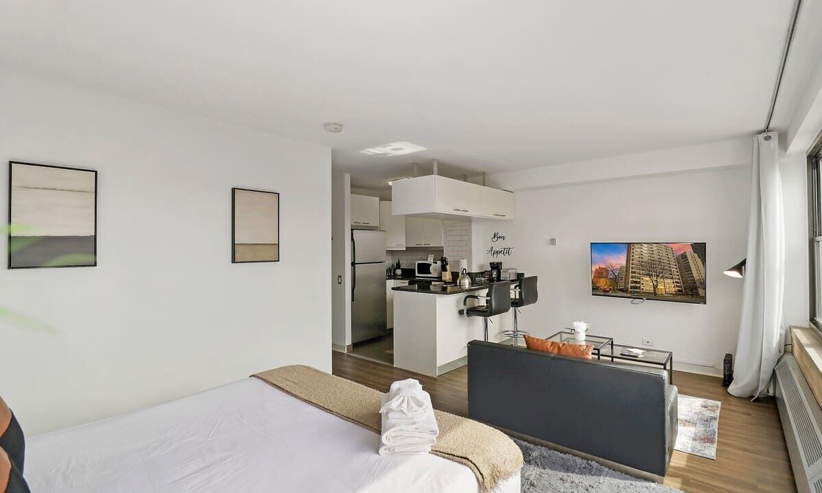 Photo of Bedroom in Indian Village