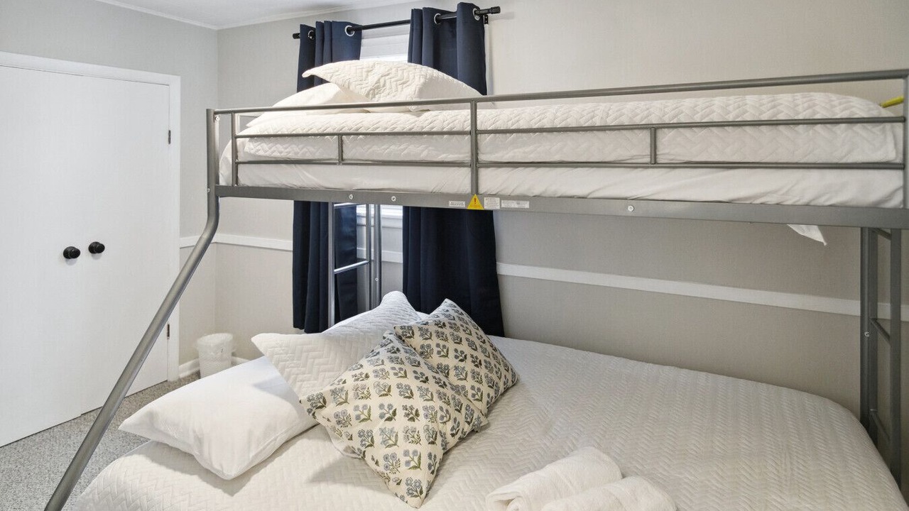 Photo of Bedroom in Libertyville