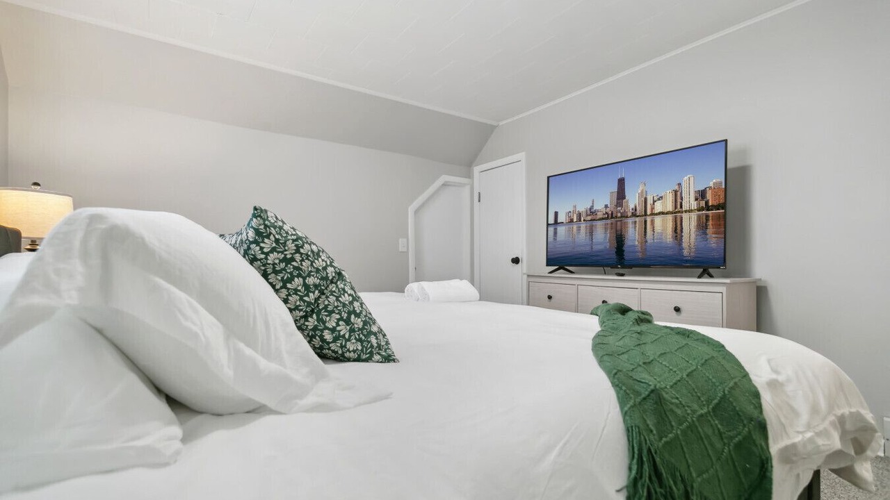 Photo of Bedroom in Libertyville