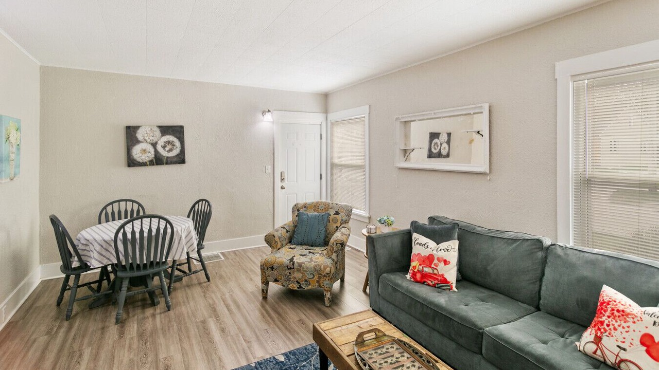 Photo of Livingroom in Libertyville