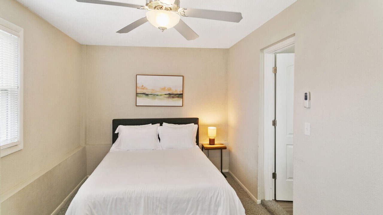 Photo of Bedroom in Libertyville