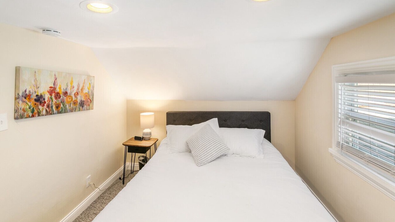 Photo of Bedroom in Libertyville