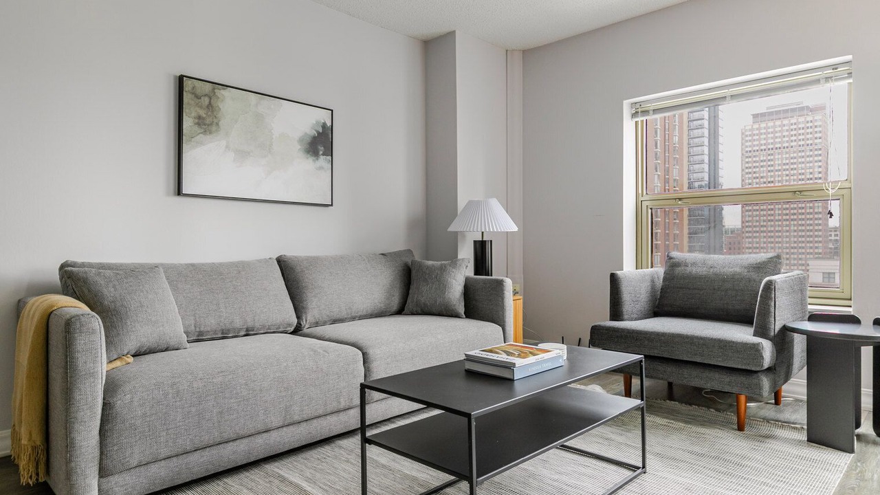 Photo of Livingroom in Rush and Division