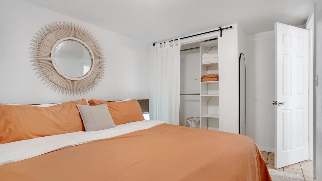 Photo of Bedroom in Noble Square