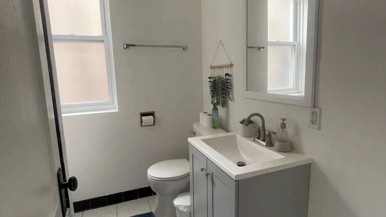 Photo of Bathroom in Edgewater