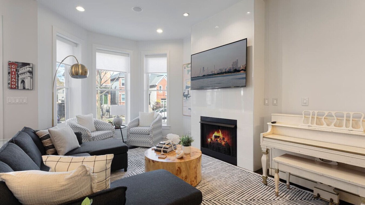 Photo of Livingroom in The Gap