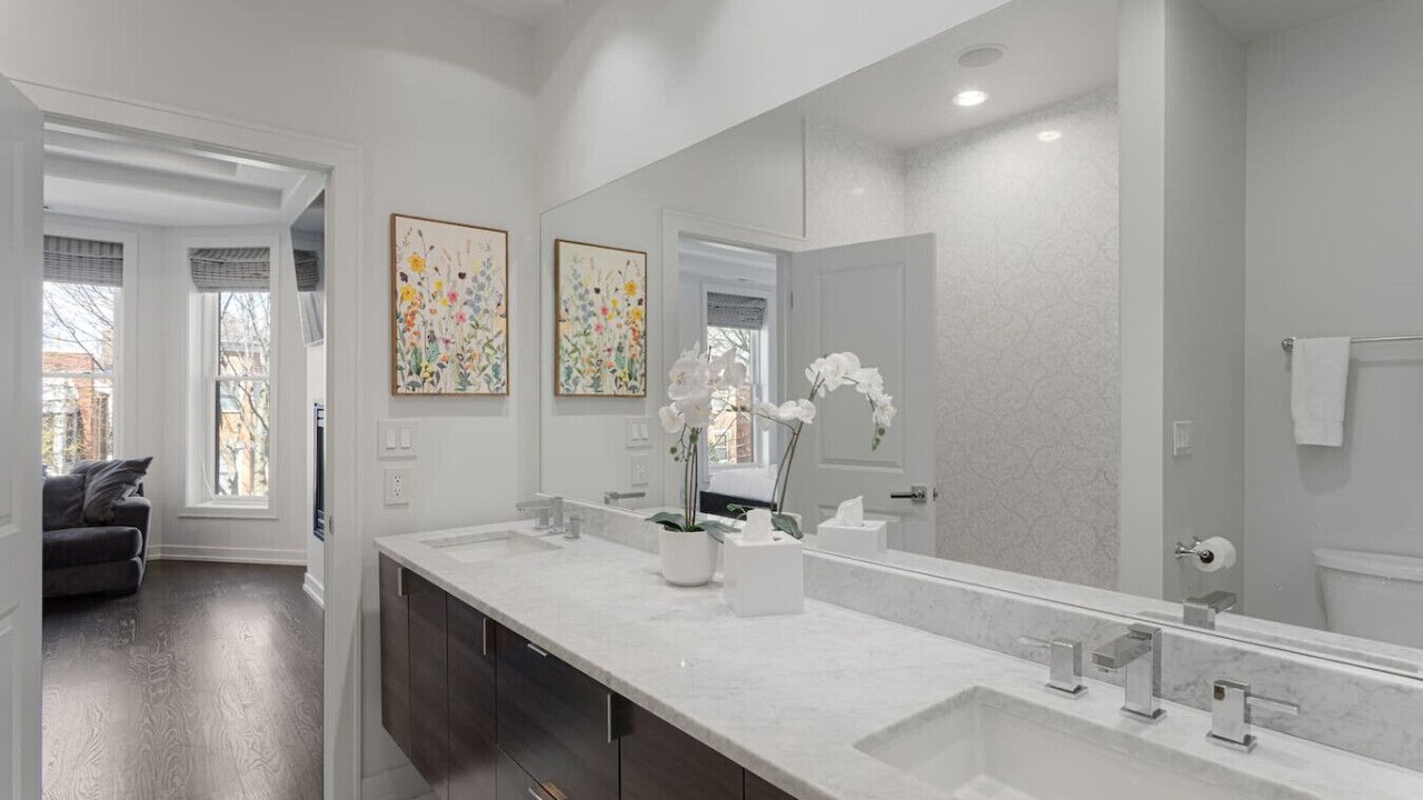 Photo of Bathroom in The Gap
