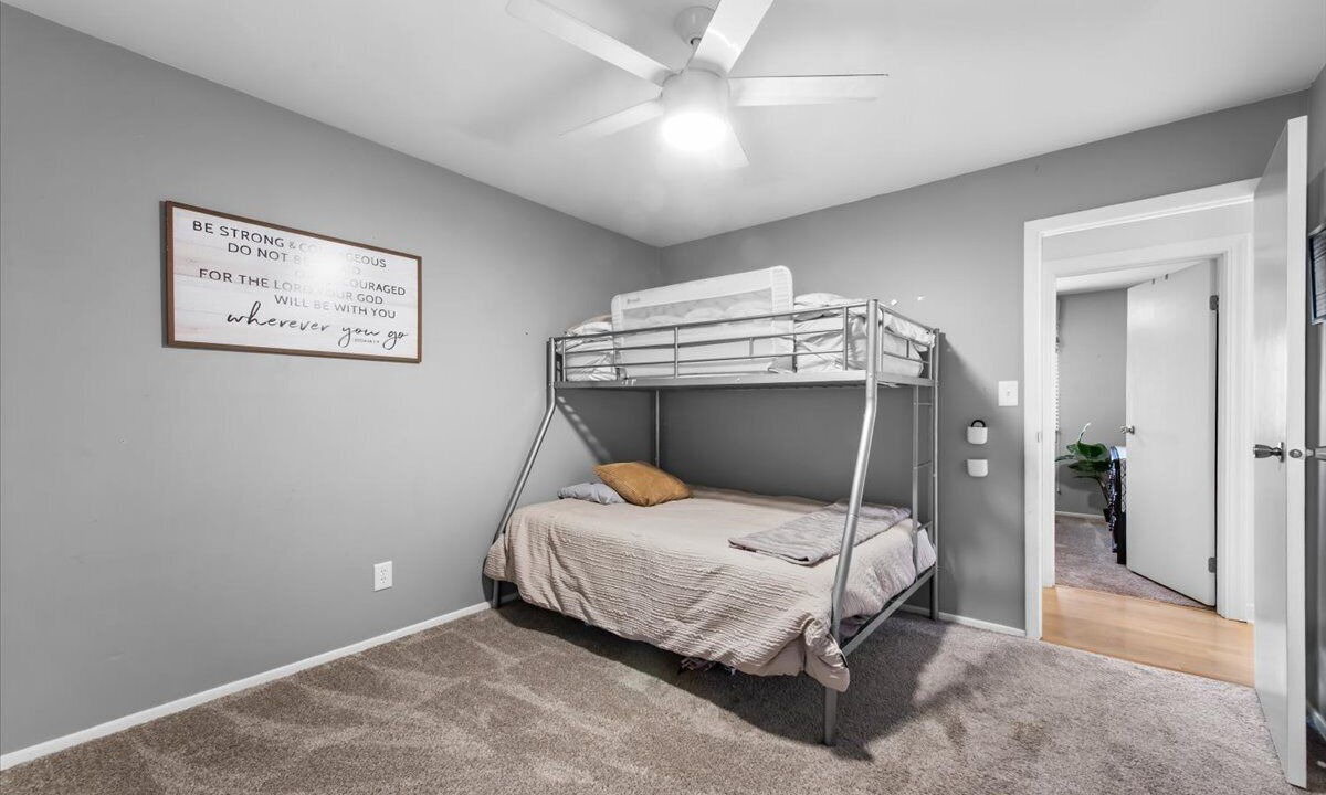Photo of Bedroom in Crystal Lake