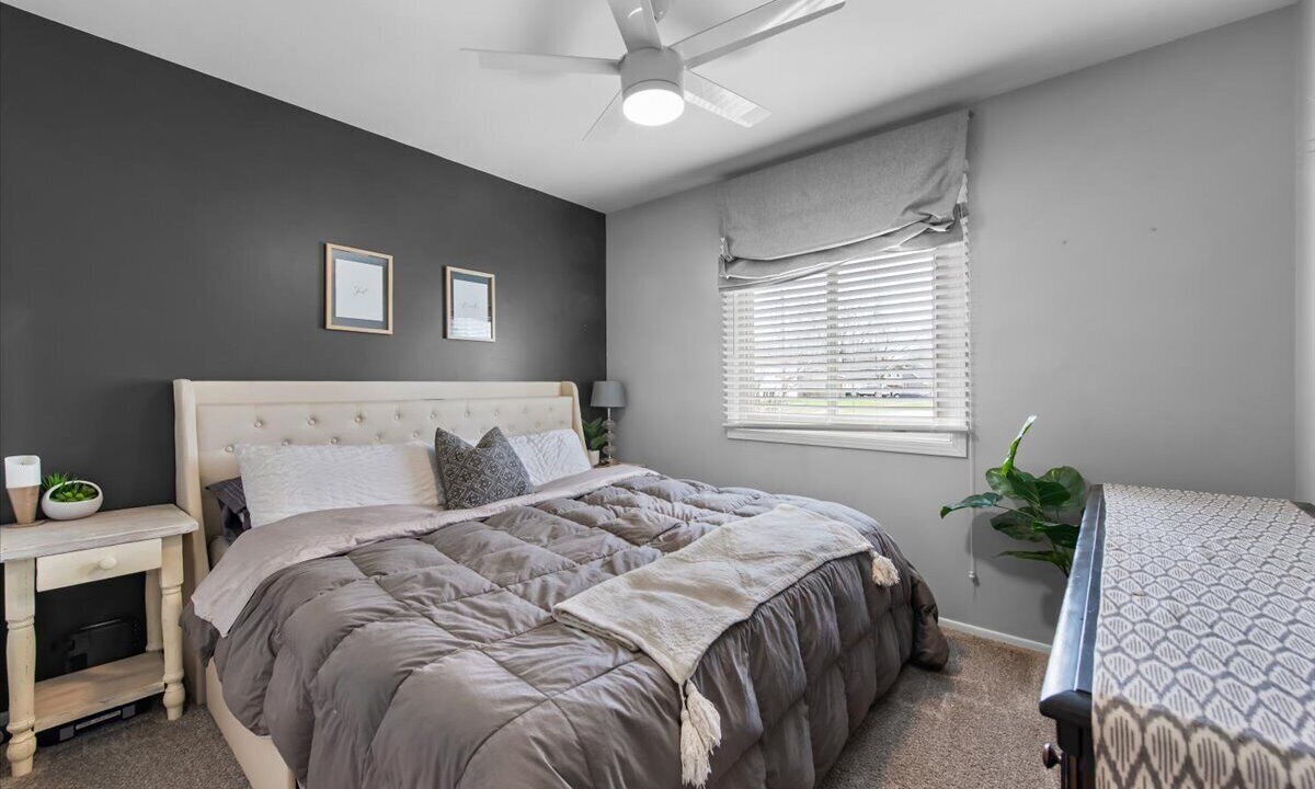 Photo of Bedroom in Crystal Lake