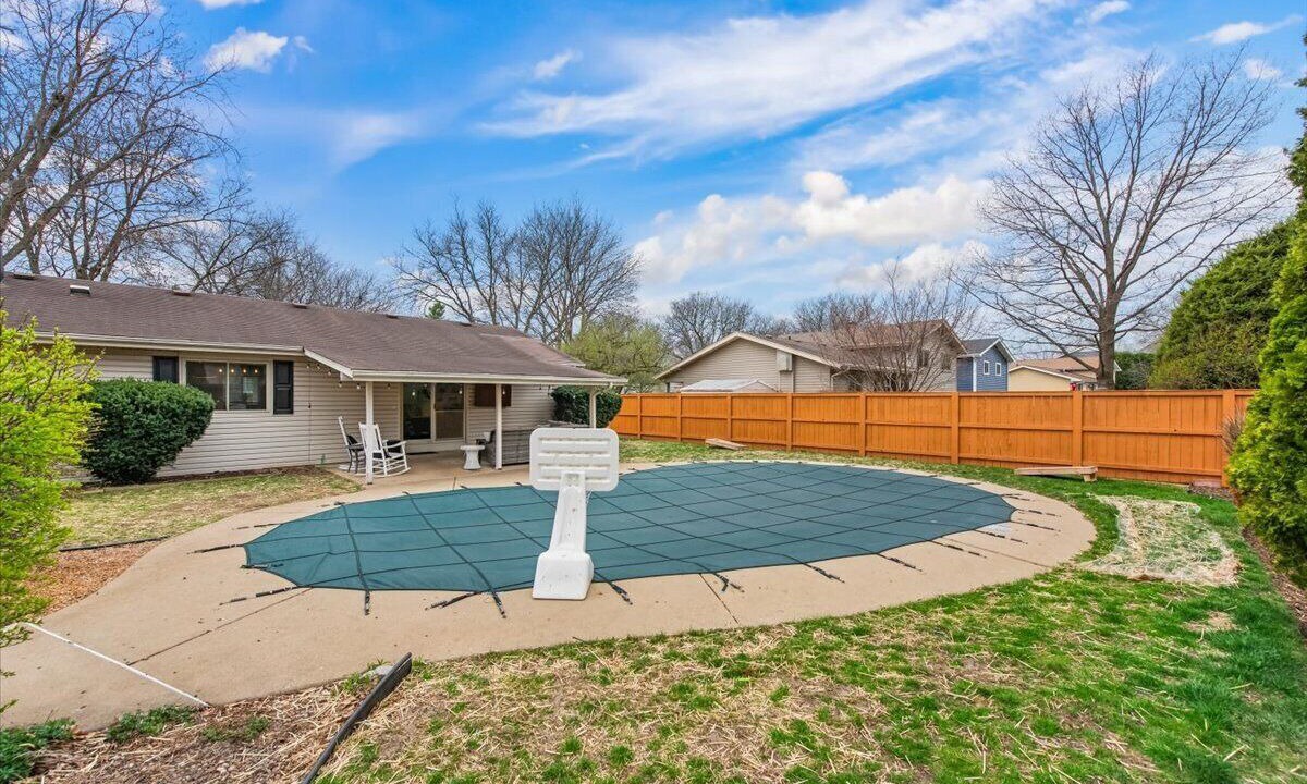 Photo of Outdoor in Crystal Lake